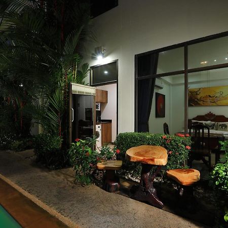Palm Oasis Apartment Nai Harn Bagian luar foto