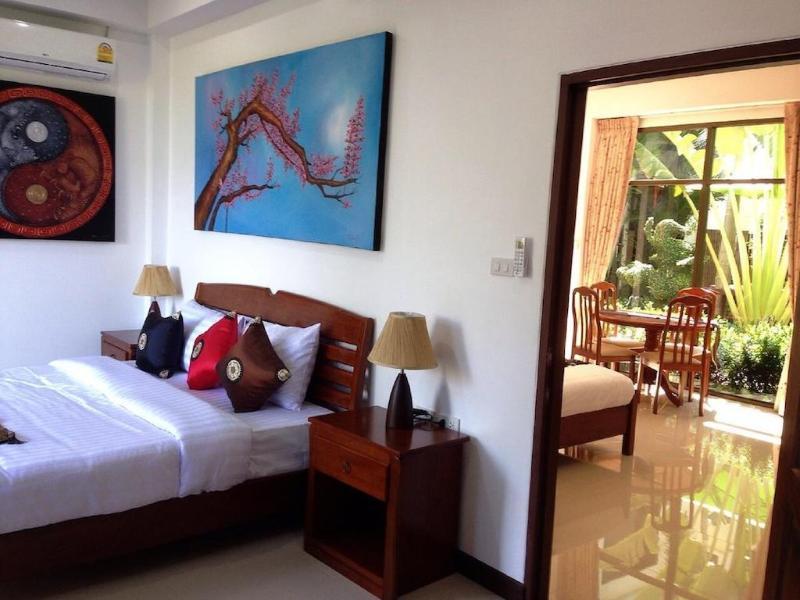 Palm Oasis Apartment Nai Harn Bagian luar foto