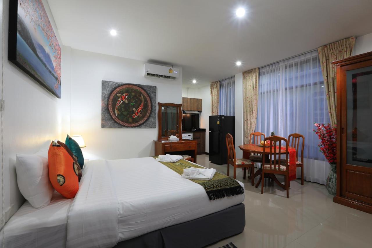 Palm Oasis Apartment Nai Harn Bagian luar foto