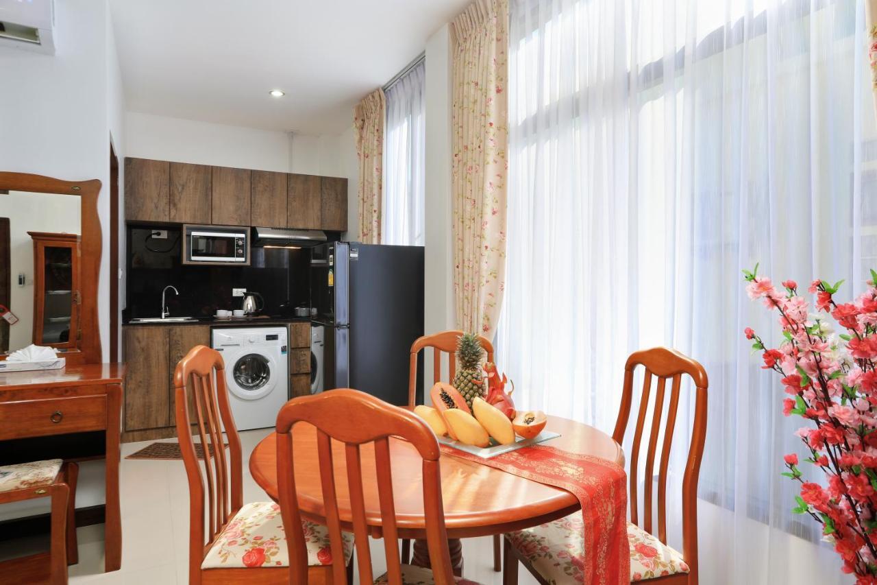 Palm Oasis Apartment Nai Harn Bagian luar foto