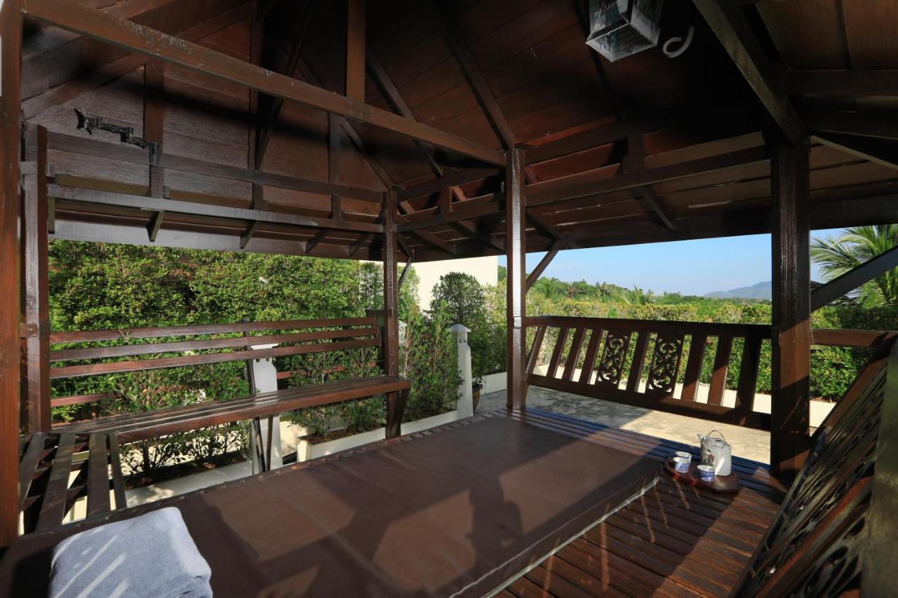 Palm Oasis Apartment Nai Harn Bagian luar foto