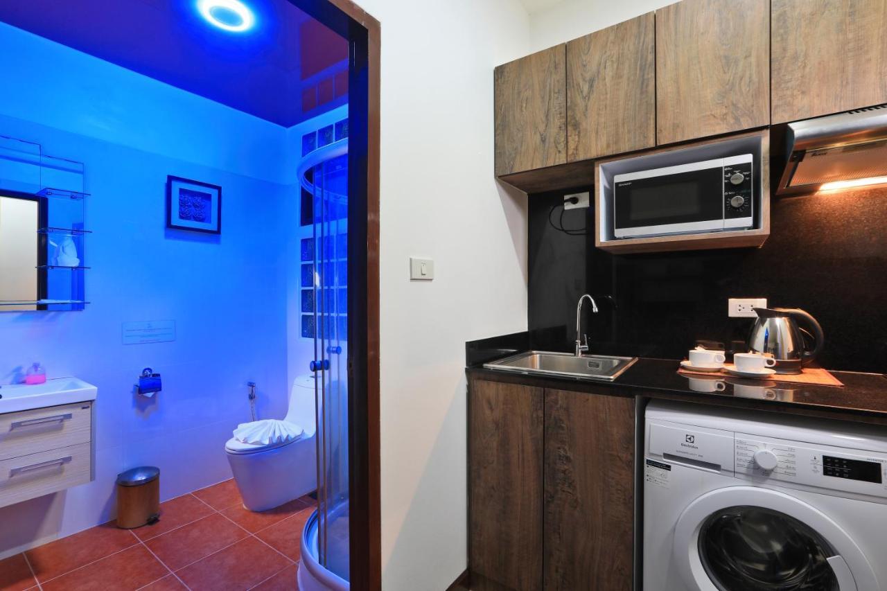 Palm Oasis Apartment Nai Harn Bagian luar foto