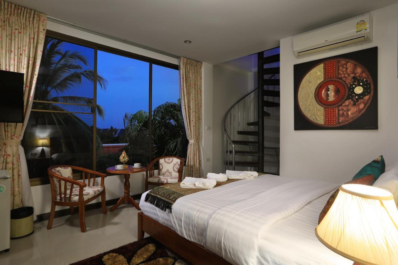 Palm Oasis Apartment Nai Harn Bagian luar foto