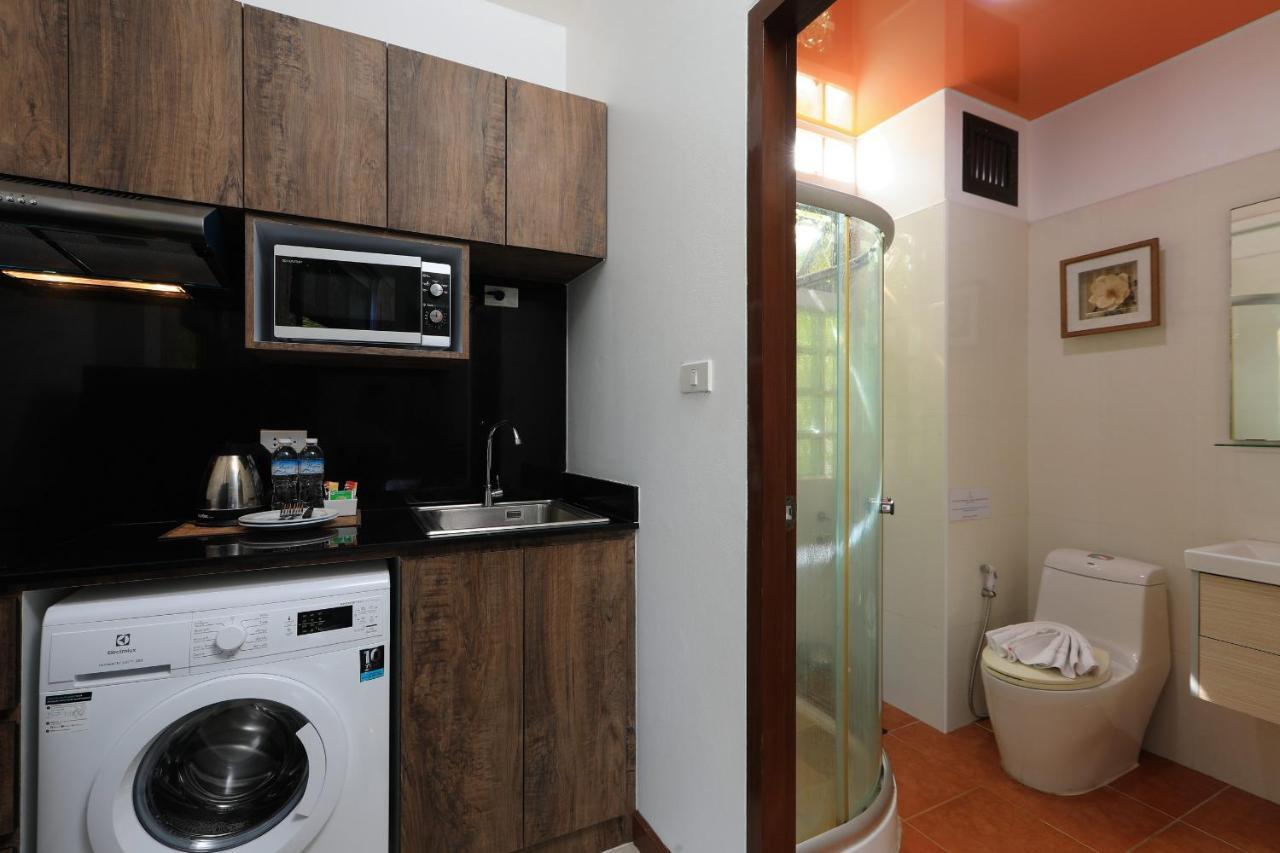 Palm Oasis Apartment Nai Harn Bagian luar foto