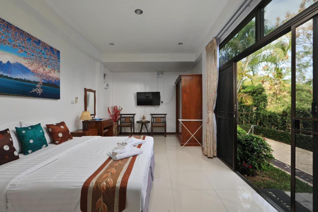 Palm Oasis Apartment Nai Harn Bagian luar foto