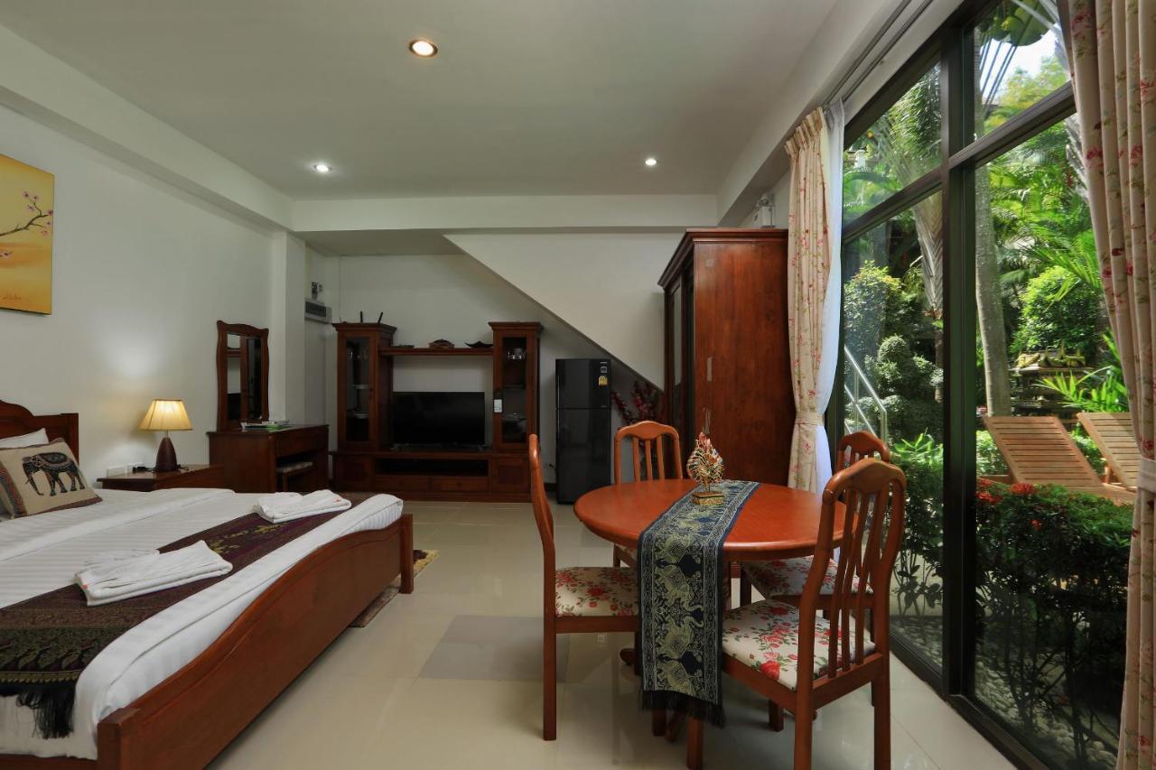 Palm Oasis Apartment Nai Harn Bagian luar foto