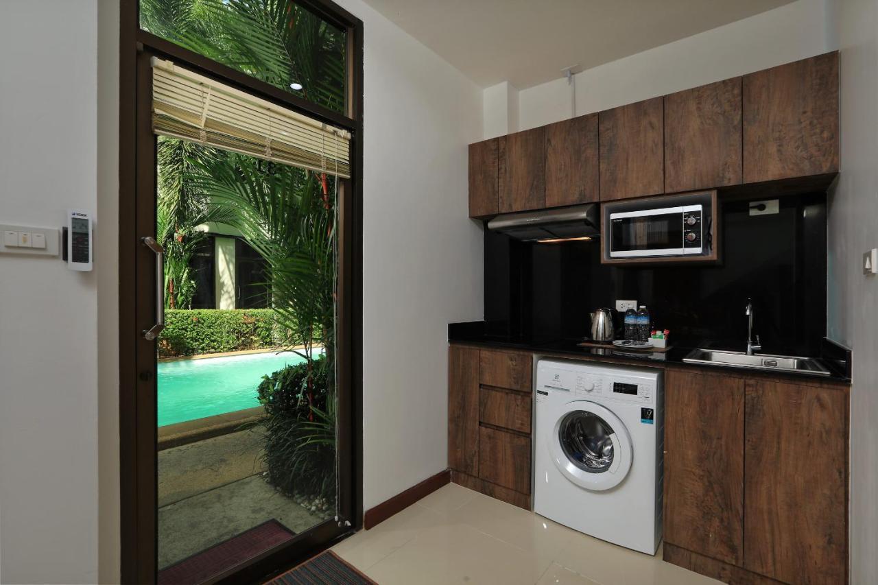 Palm Oasis Apartment Nai Harn Bagian luar foto